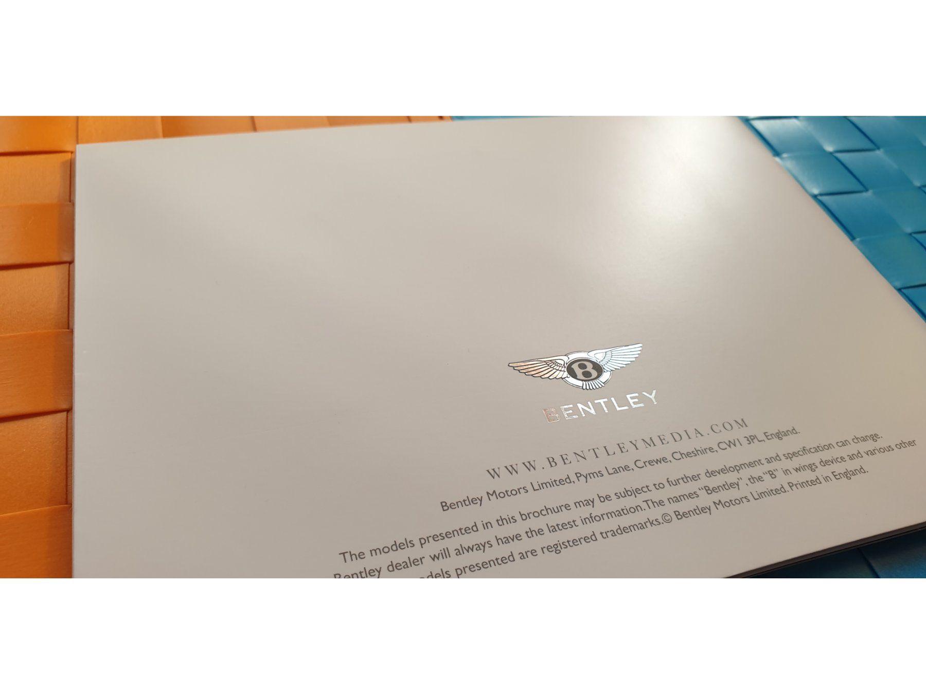 Riviste & Magazine: BENTLEY MULSANNE - Prospekt / Pressemappe / CD – Nuovo (secondo la descrizione) da Viganello venduto da CARLiteratur 5