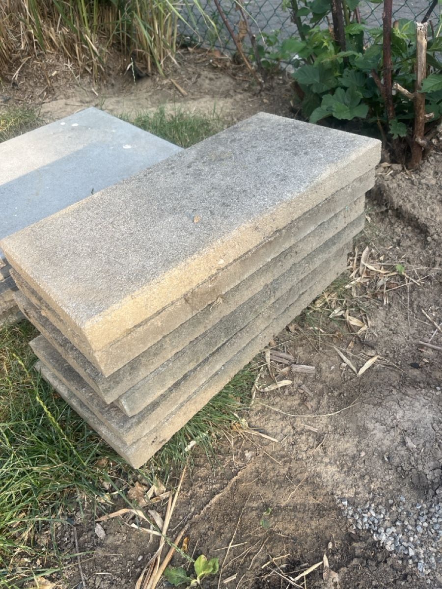 Bodenbeläge: Betonplatten 25x50cm (6stk) – Gebraucht aus Lätti von RoadRunner75