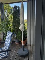 Parasol with base white good condition