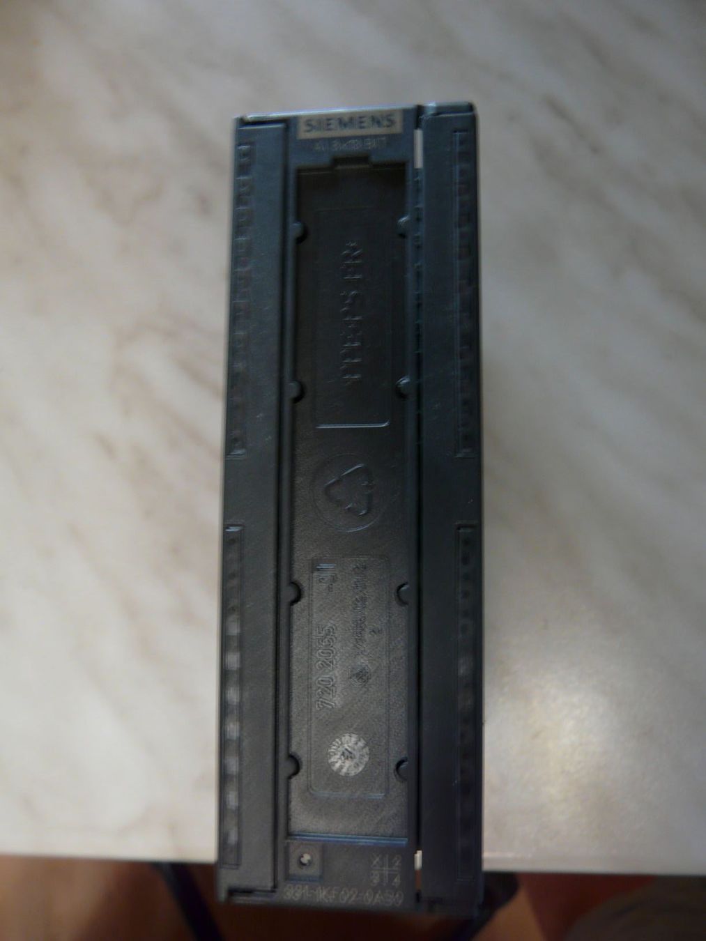 Siemens Componenti elettronici: SIMATIC S7-300 ANALOGEINGABE SM331 8AE 13Bit – Usato da Holziken venduto da bau_6g8t
