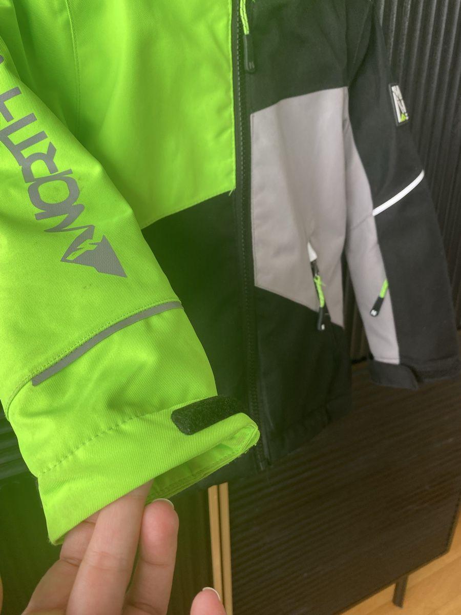 C&A Jacken & Mäntel: Jacket size 98 – Gebraucht aus Blonay von art_7f87 1
