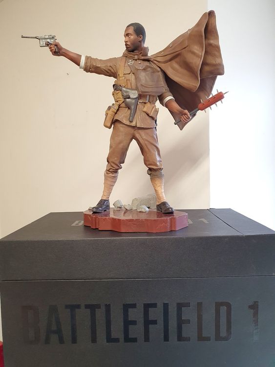 Battlefield Collector's Edition Statue (Gebraucht) in Ehrendingen für ...