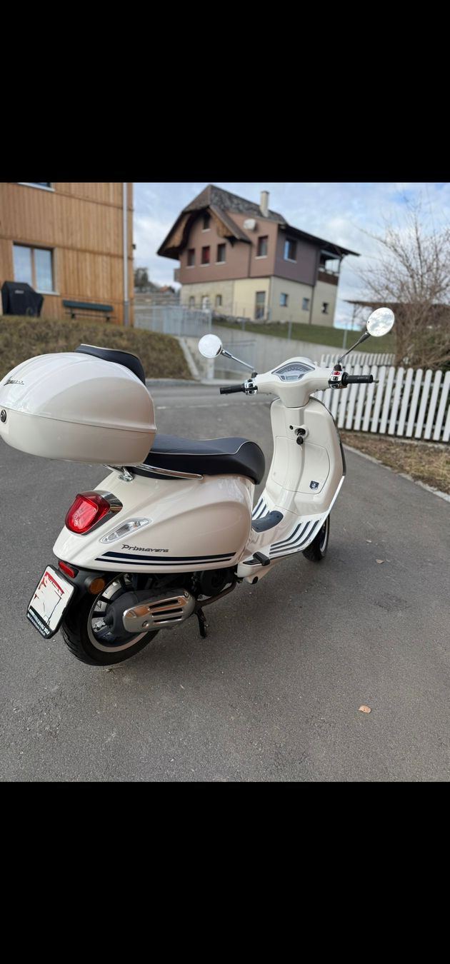 Piaggio Strada: Piaggio V. Prima 125 iGet Vespa – Usato da Bern venduto da Marcelk85 2