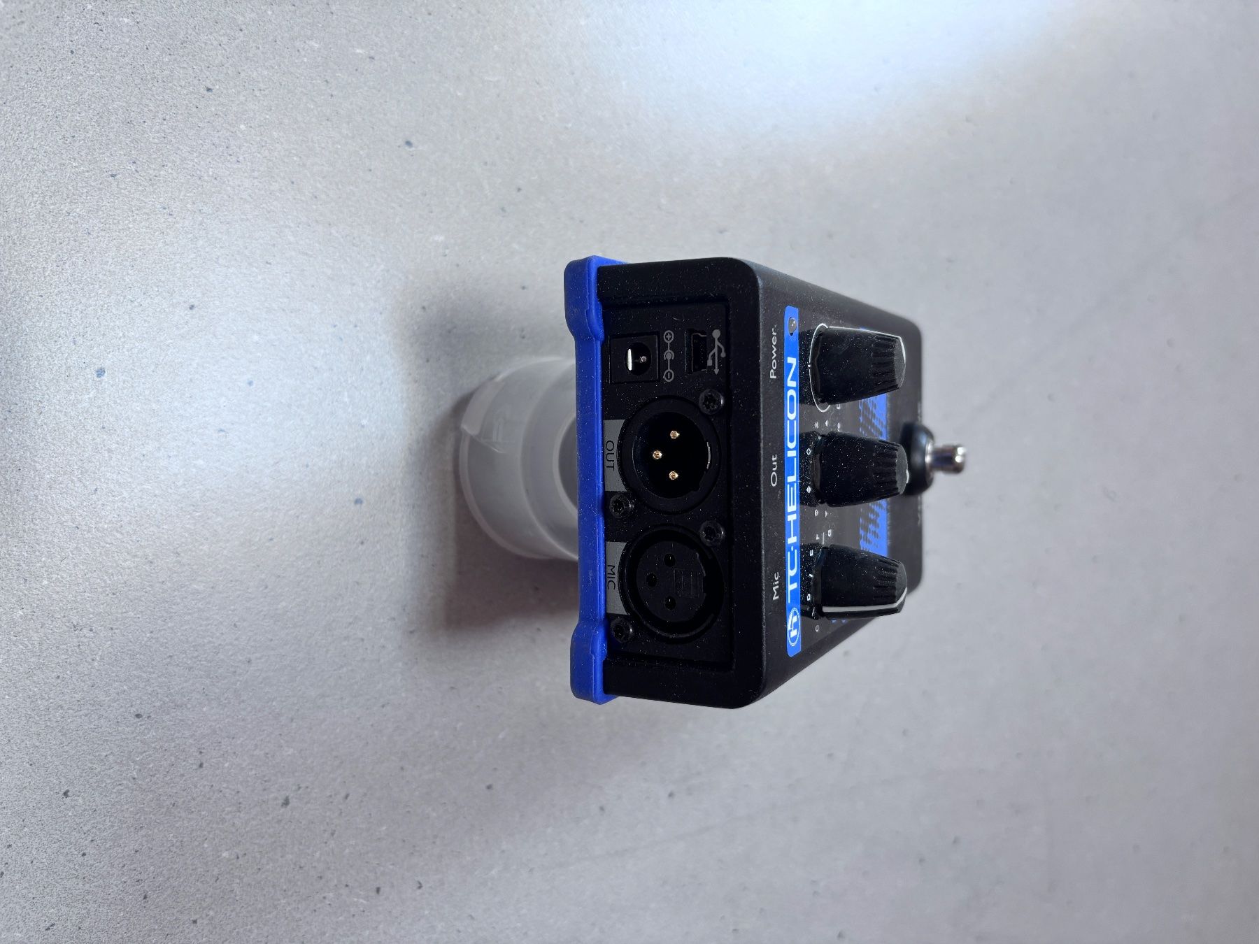 Strumenti musicali: TC Helicon Voice Tone H1 – Usato da uster venduto da Torete 1