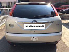 Scheibentönen, Scheibenfolieren Ford