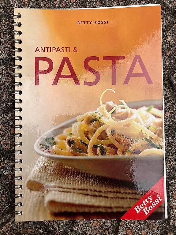 Libri: Kochbuch bettybossi: Pasta – Usato da Basel venduto da elocin4791
