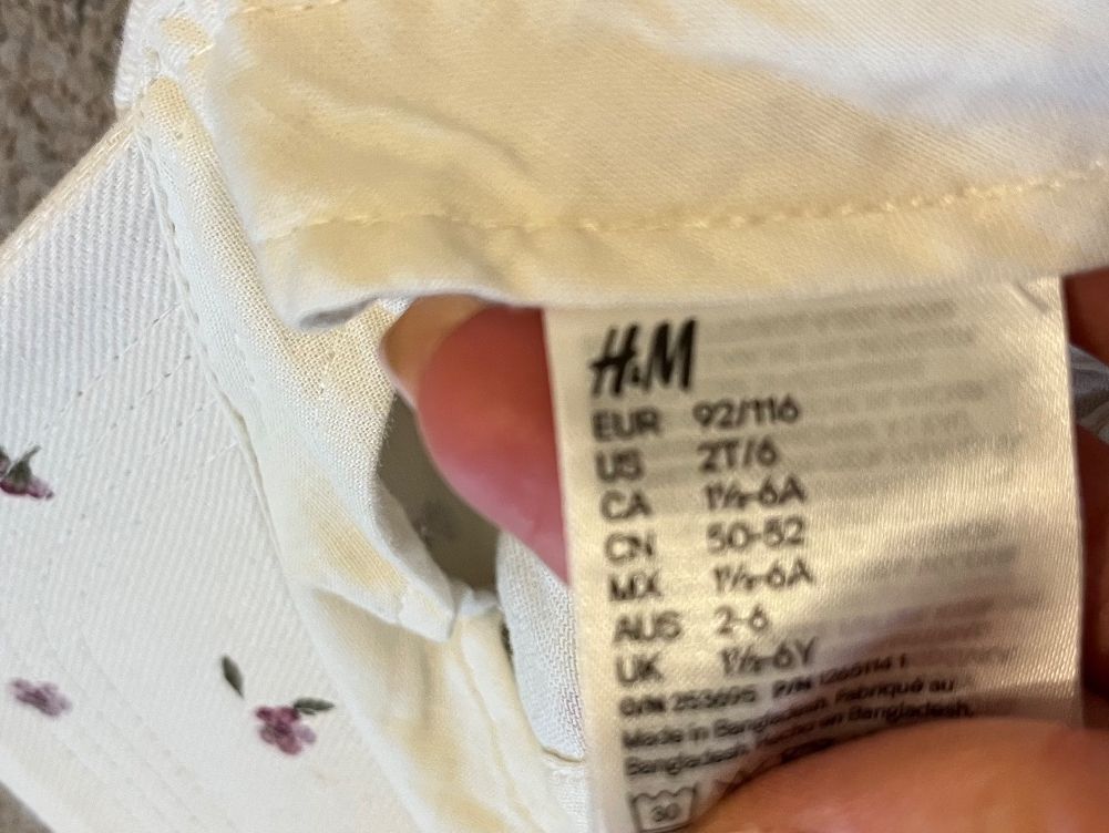 Altro abbigliamento per bambina: Mütze H&M (neu) – Nuovo (secondo la descrizione) da Villnachern venduto da schudelinho 1