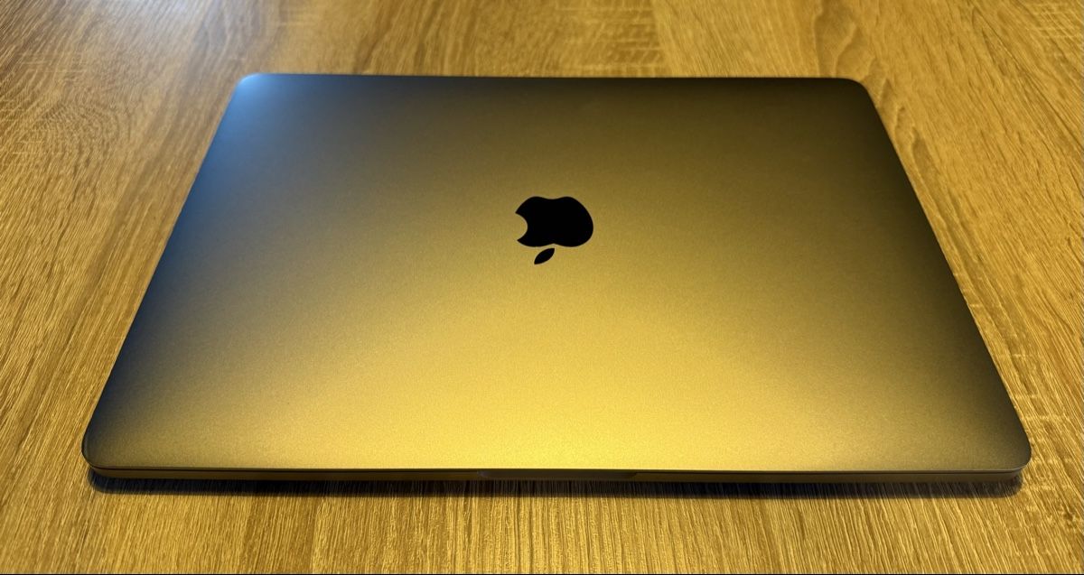 Apple Notebook: Macbook Pro 13.3 (2019) - US Keyboard – Usato da Zürich venduto da authenticmonkey 5