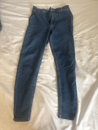 Bershka Jeans, Grösse 36 -dunkelblau