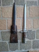 Bajonett mit Scheide und Lederhalfter guter Zustand