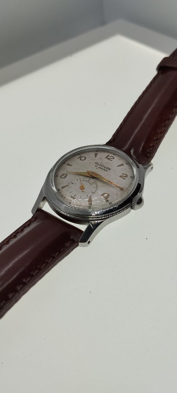Orologi: Montre altitude – Usato da La Chaux-de-Fonds venduto da jac_9llg 3