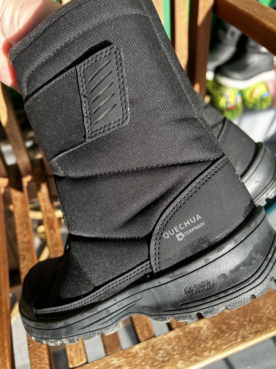 Decathlon Scarpe per ragazzi: Bottes de neige Quechua / taille 35 – Usato da Meyrin venduto da Bronx86 5