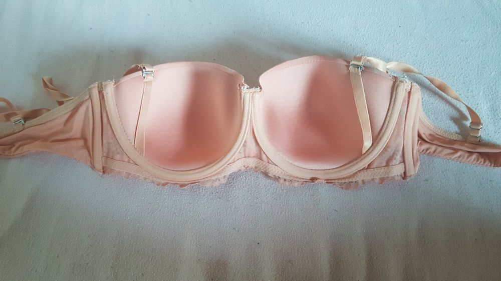 Soutien-gorge CHANTELLE Irrésistible 85B (70B EU) Push-up Plongeant Moka – Neuf étiqueté