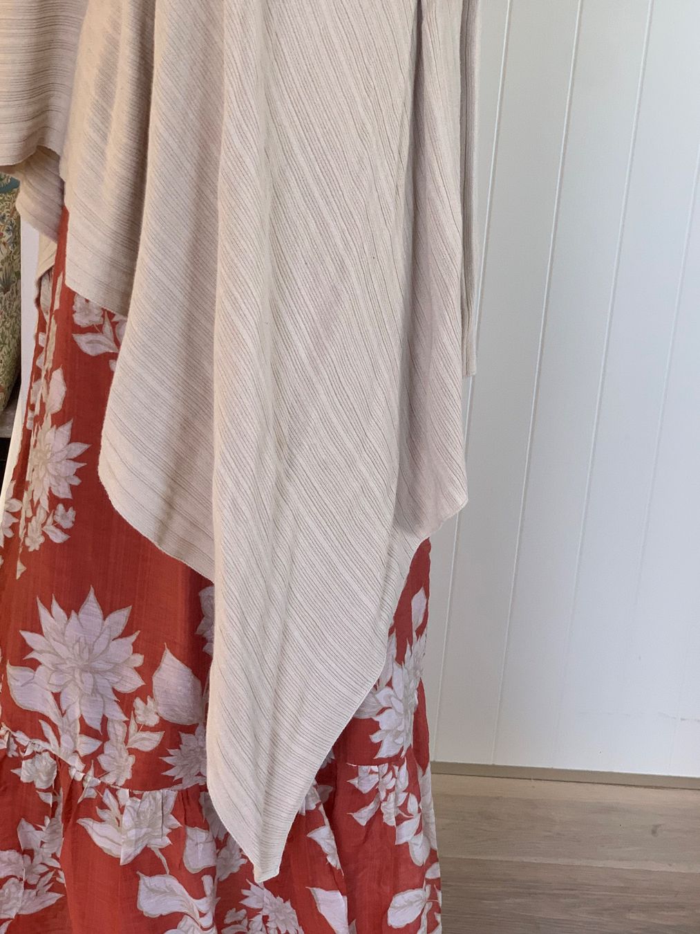 Max Mara Gilets: Weste, Strickjacke von Max Mara gr. M – D'occasion à Nuglar par Korsika2 3