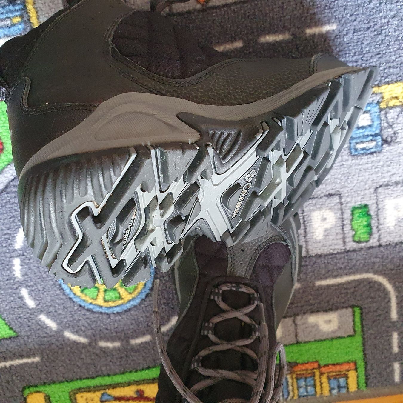 Columbia Schuhe für Jungen: Chaussures d'hiver Columbia 37 – Gebraucht aus Prilly von RoDyRe 3