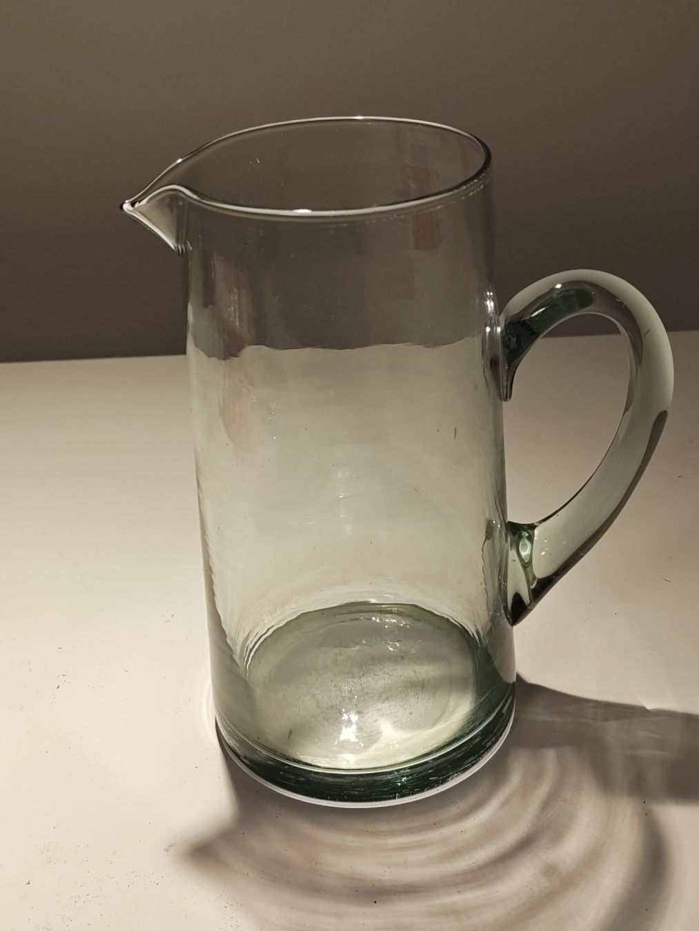 Carafes: Wunderschöne, mundgeblasene Glaskaraffe / Glaskrug – D'occasion à Kloten par Fintage1