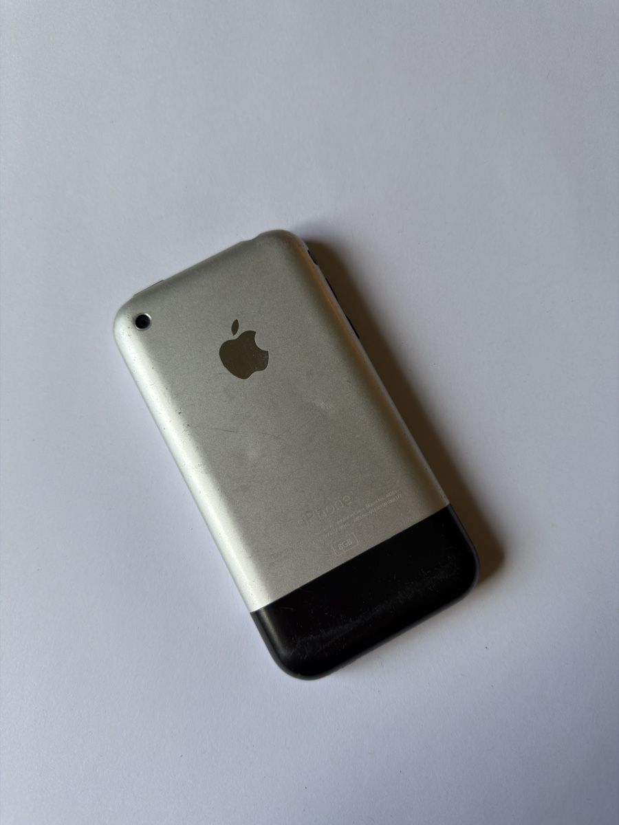 Apple Handys / Smartphones: Apple iPhone 2G 8GB – 1st Generation – Gebraucht aus Zürich von idbronskiy 1