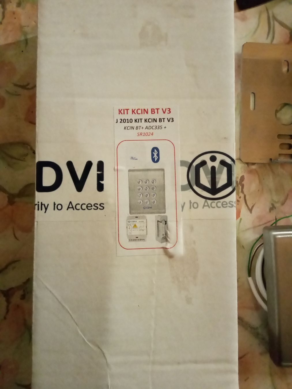 Sistema di controllo: Kit  CDVI Kcin BT V3 complet - neuf, jamais servi – Nuovo e nell'imballaggio originale da Gillarens venduto da PandaGore