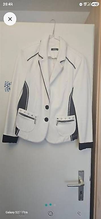 Jacken: Blazer  Biba Taille  38 neuf  – Gebraucht aus Monthey von Chez-Dani-81