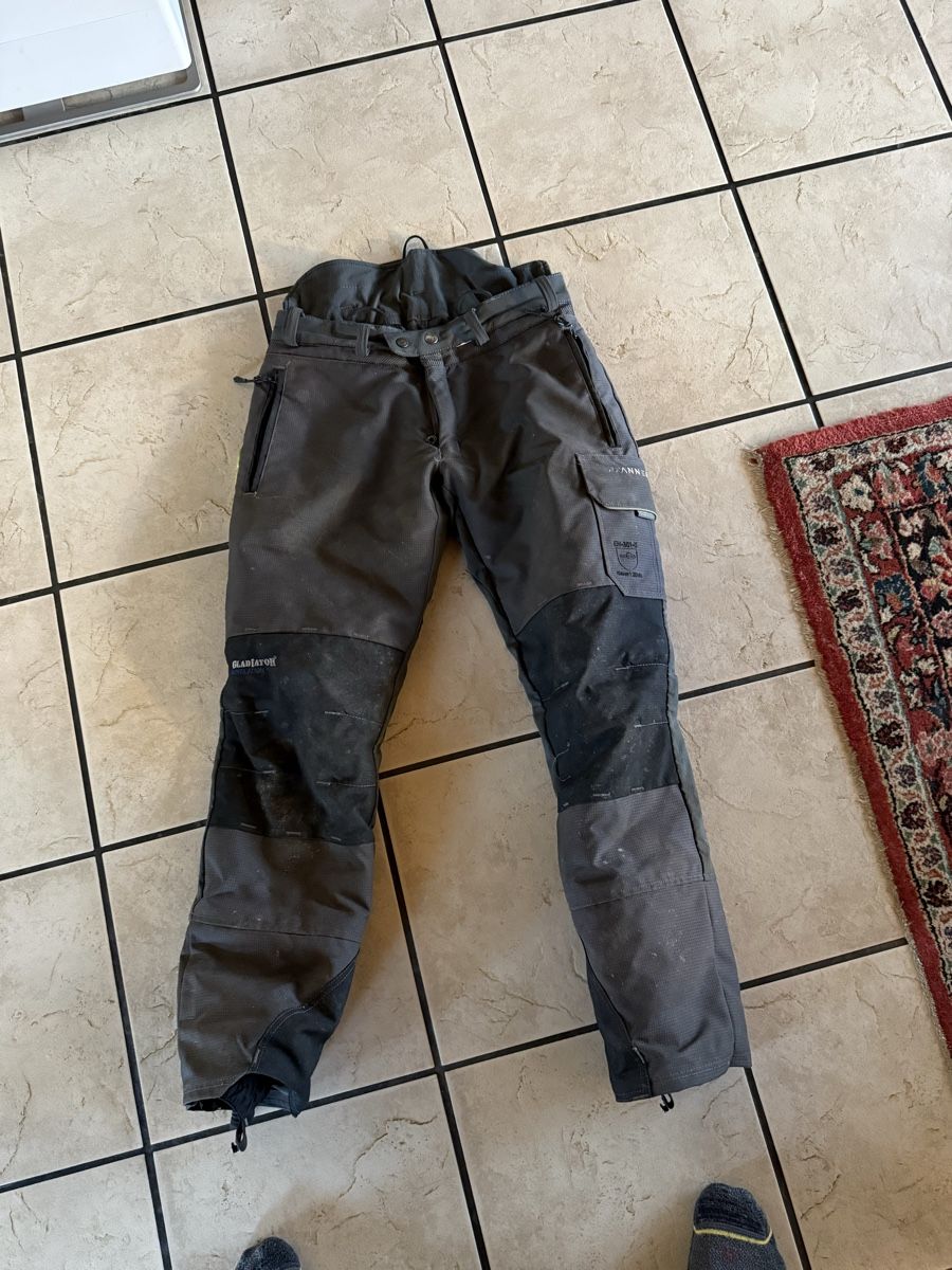 Pantaloni: Pfanner Schnittschutzhose M – Nuovo (secondo la descrizione) da Aesch BL venduto da Mike477