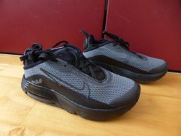 Nike Air Max Turnschuhe, Boy, Gr. 30, neu