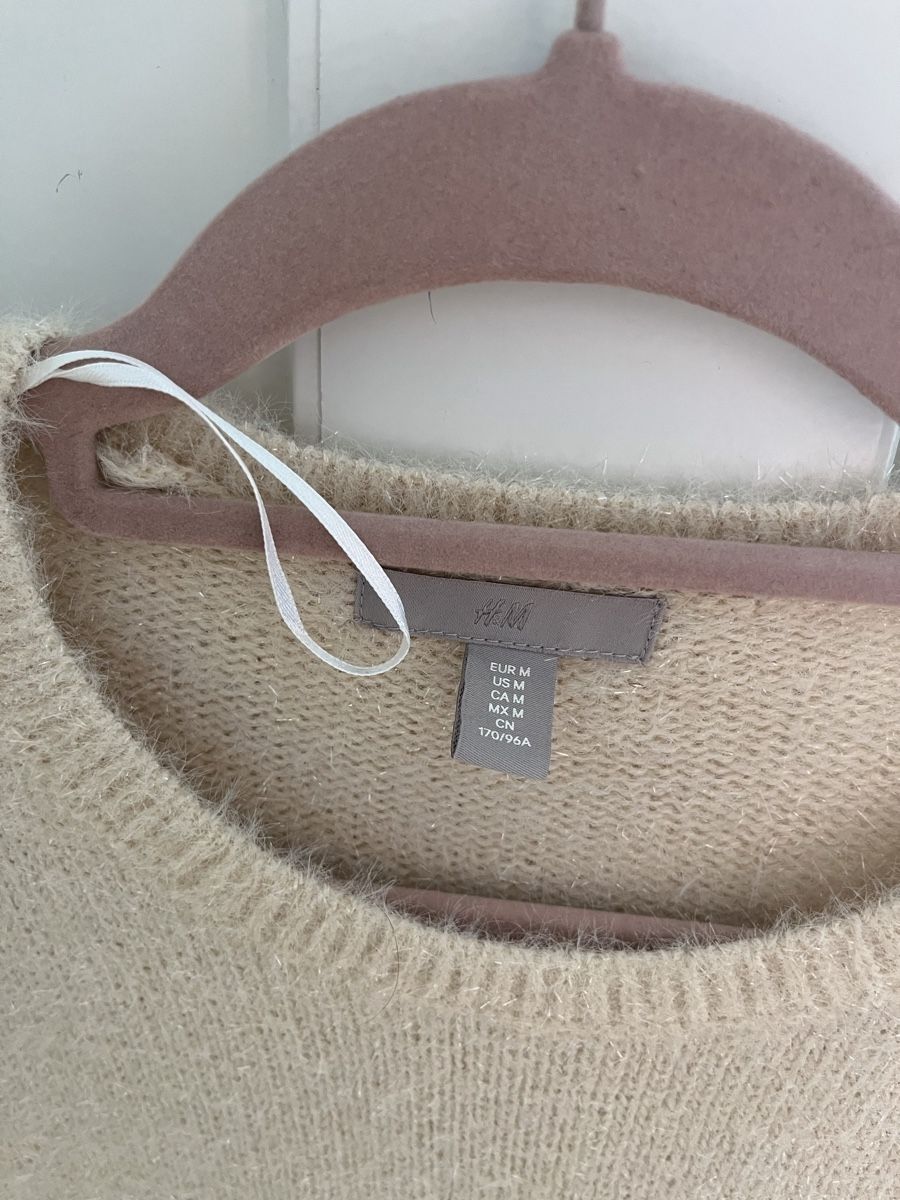 H&M Maglioni & Felpe: Glitzer Pullover h&m – Nuovo (secondo la descrizione) da Zürich venduto da Shopmystyle 1