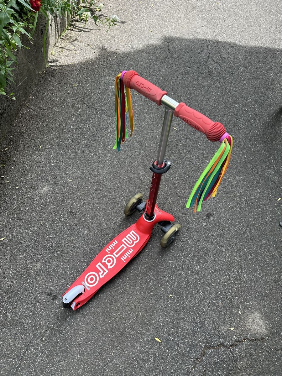 Micro Kickboard: Mini Micro Deluxe mit LED Räder, in Zürich, guter Zustand – Gebraucht aus Zürich von tme_13 2
