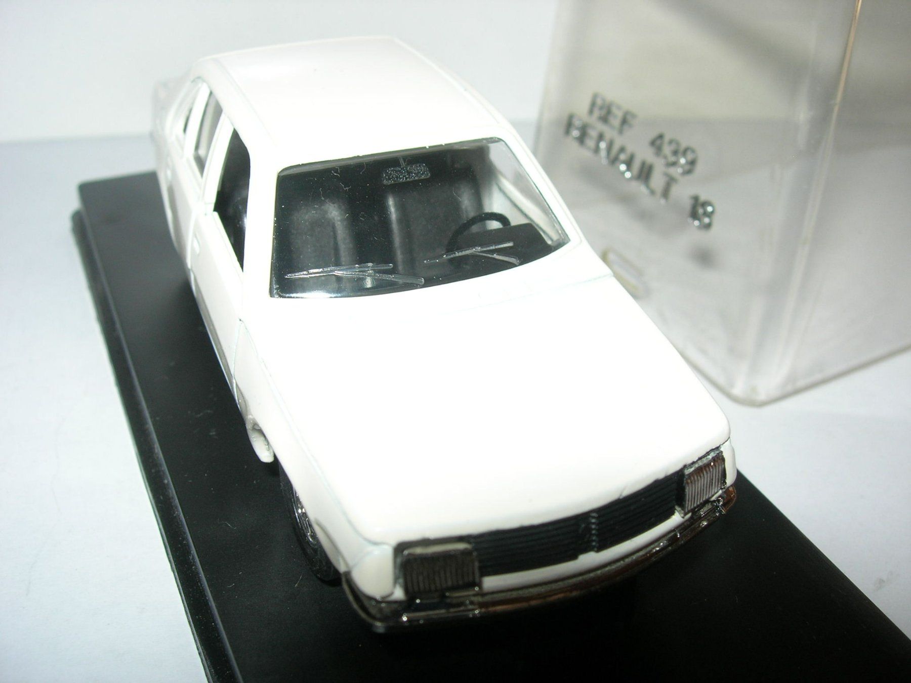 Citroën Modellini d'auto: Renault 18 * Verem 1: 43 – Nuovo (secondo la descrizione) da Hornussen venduto da Amw 5
