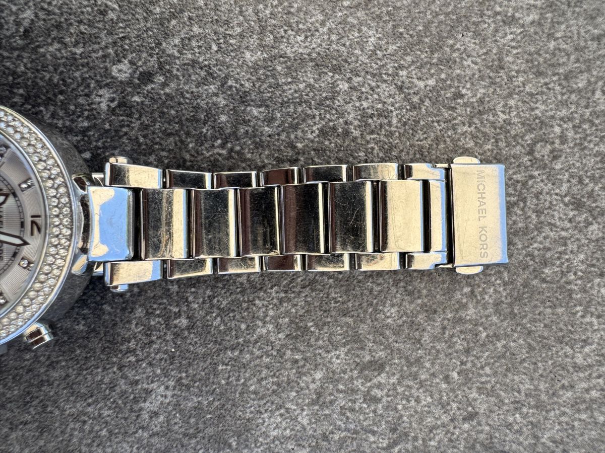 Michael Kors Orologi: Michael Kors Uhr Silber Farbe mit Zirkonia – Usato da Aesch BL venduto da comven 3