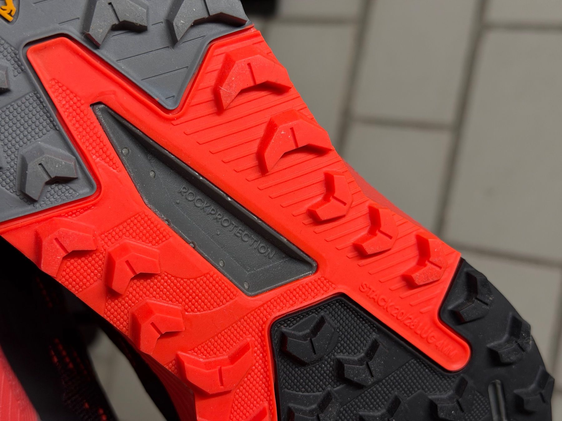 Adidas Scarpe da uomo: Adidas Terrex Schuhe – Nuovo (secondo la descrizione) da Güttingen venduto da JeffreyGucc 7