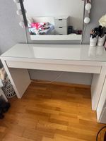 IKEA Malm Schminktisch inkl. Spiegel und Lampen
