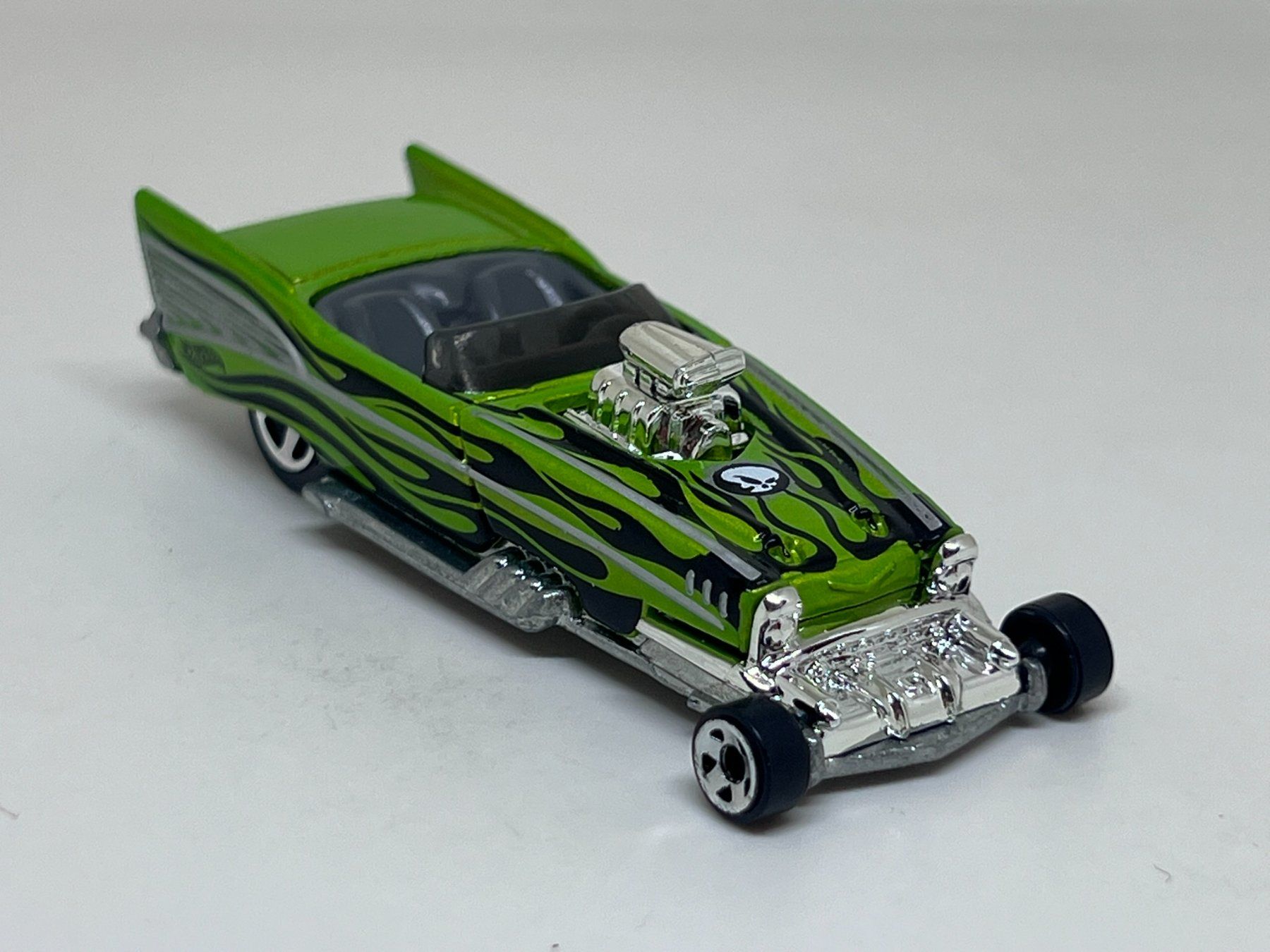 Hot Wheels Modellini d'auto: Hot Wheels '57 Roadster #12 – Usato da Wildegg venduto da LaaBoutique