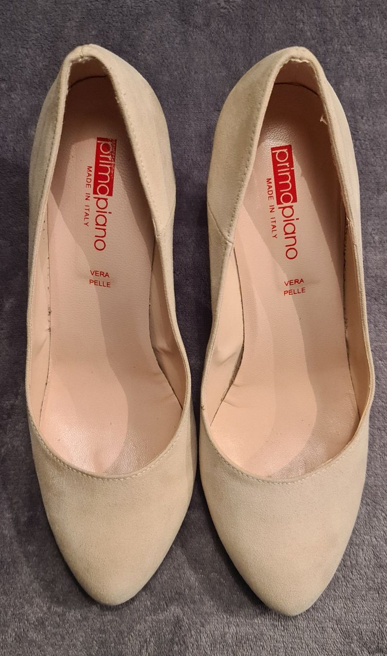 Damenschuhe: Neuwertige Pumps – Gebraucht aus Ruswil von DNAB 1