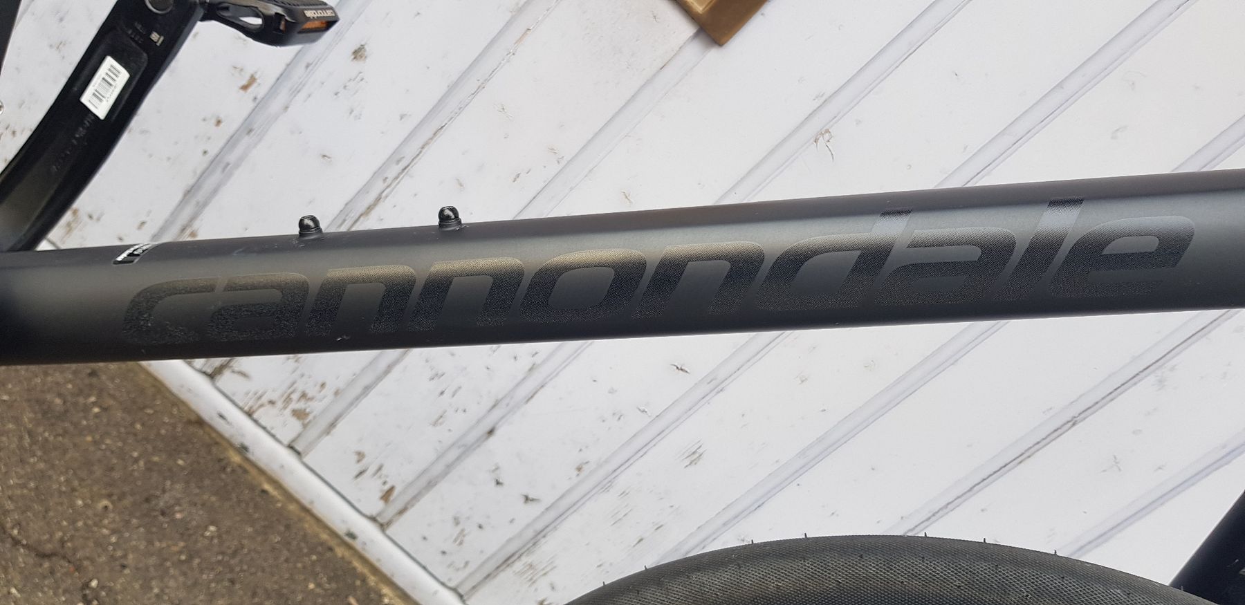 Cannondale Velos: Cannondale Bad Boy 1 Lefty mit LED – Gebraucht aus Zürich von Foli11 8