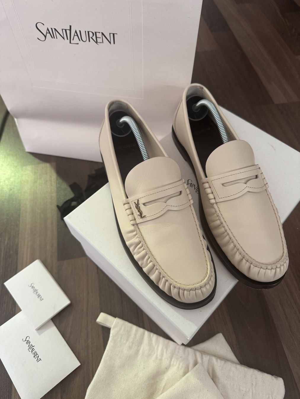 Saint Laurent Damenschuhe: Saint Laurent Schuhe – Gebraucht aus Baden von Clauudiaaa