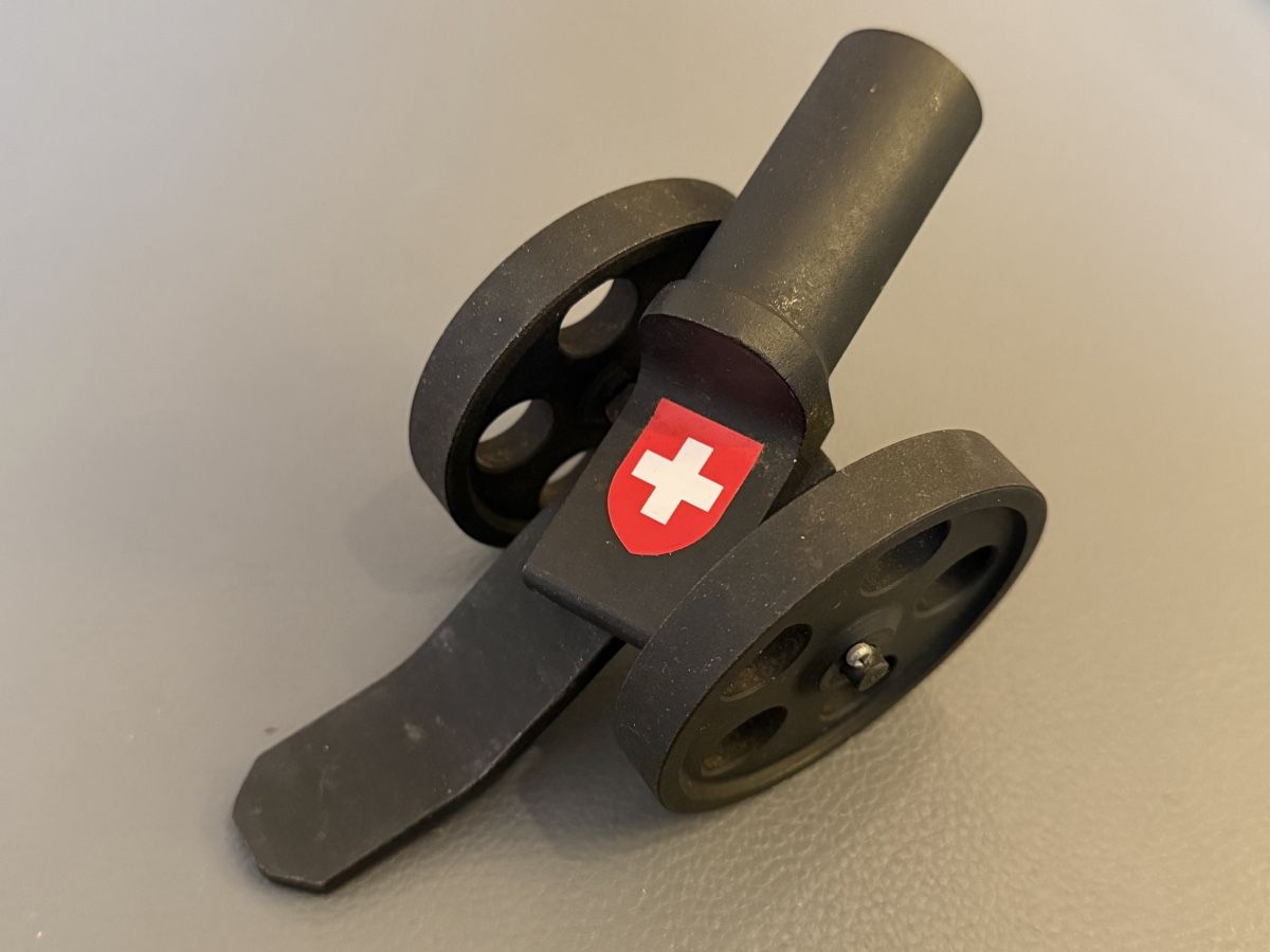 Tutte le decorazioni: Antike Vintage Kanone Deko – Usato da Deitingen venduto da Himhip 2