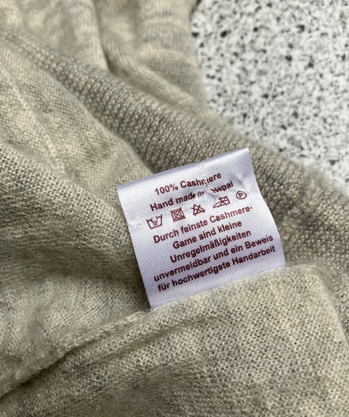 Giacche: Friendly Hunting Kaschmir Strickjacke Gr.M – Usato da Unterägeri venduto da Jutka_04 3