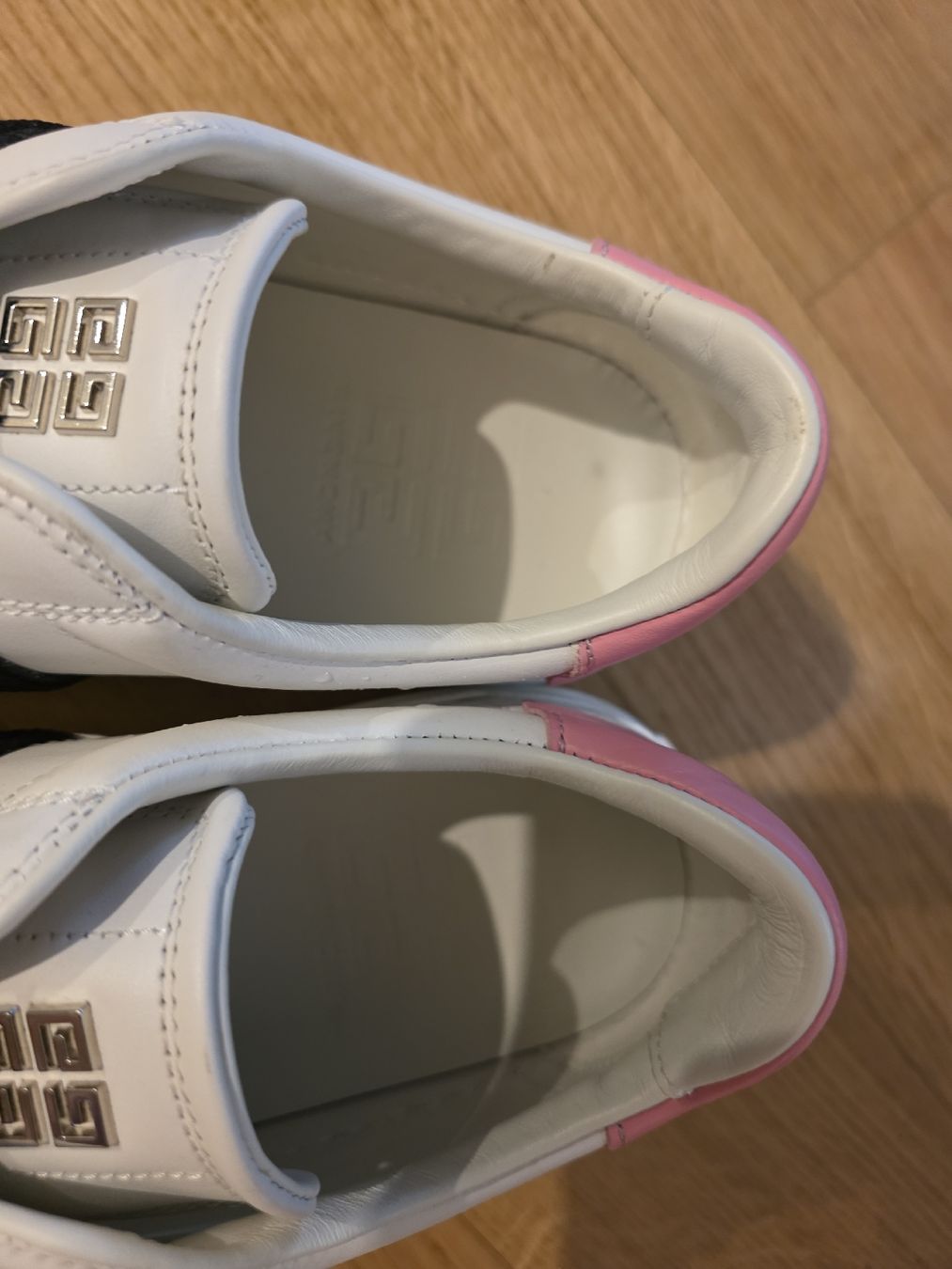Givenchy Scarpe da donna: Givenchy Sneaker, Grösse 37, Top Zustand – Nuovo (secondo la descrizione) da Bassersdorf venduto da Sanjam_s 1