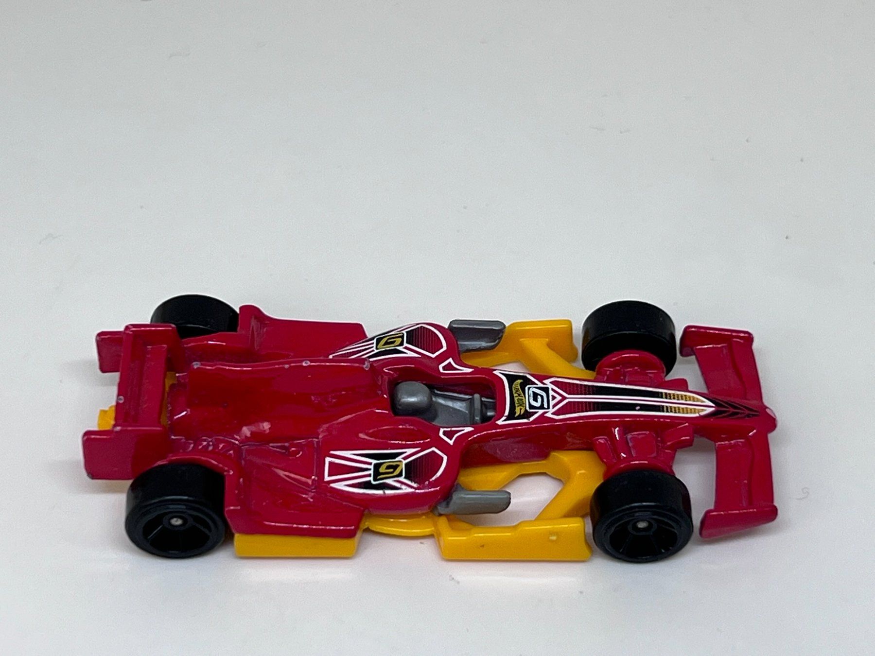 Hot Wheels Modellini d'auto: Hot Wheels F1 Racer #268 – Usato da Wildegg venduto da LaaBoutique 1