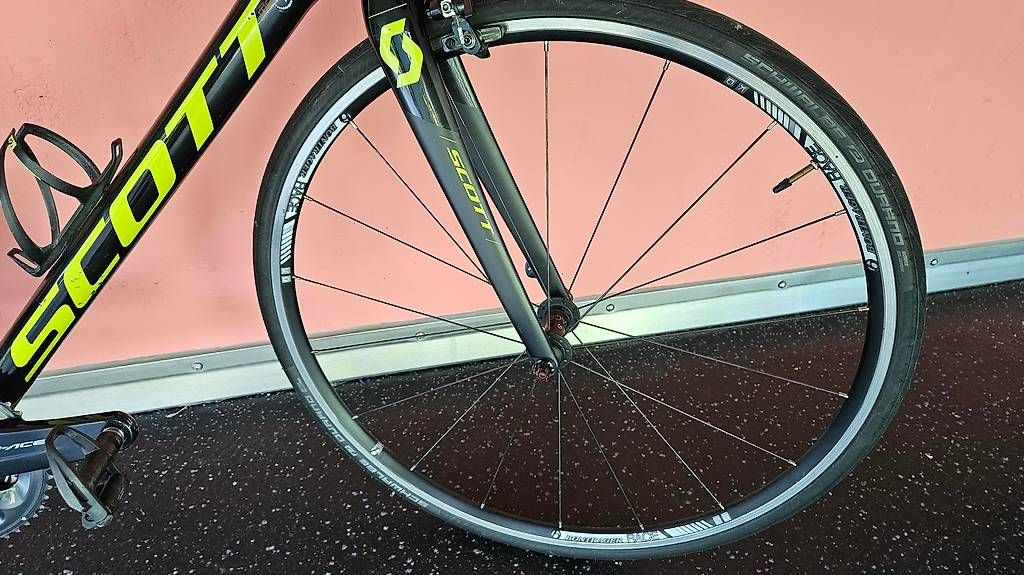 Vélos: Scott Addict RC Pro  – D'occasion à FRIBOURG par Xvf10007 2