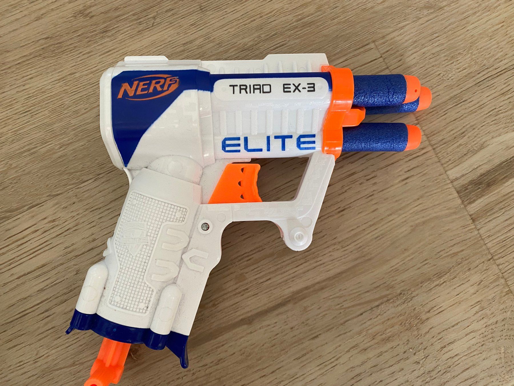 Nerf Jouets: Nerf Super Soaker + Nerf Elite Triad EX-3 Set – D'occasion à Wetzikon ZH par BackToRetro 3