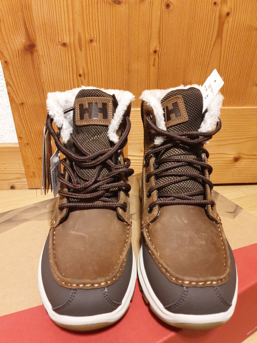 Helly Hansen Scarpe da uomo: HH HellyHansen Schuhe WaterProof Leather Gr. 40 – Nuovo (secondo la descrizione) da Val D Illiez venduto da SnowRoof 2