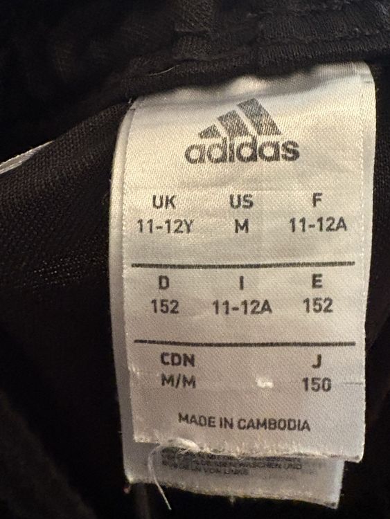 Adidas Pantaloni: Adidas Trainerhose Schwarz – Usato da Gümligen venduto da cir_75ch 3