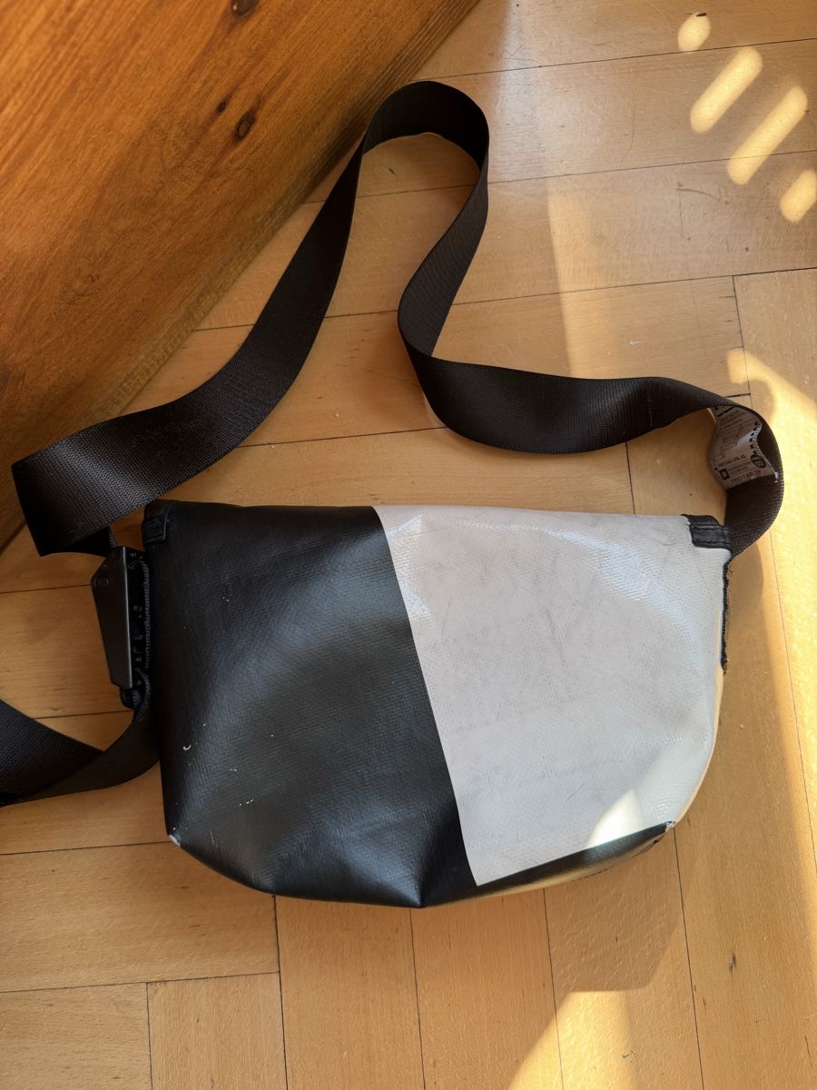 Freitag Sacs: Freitag F41 Hawaii Five-0 Tasche – D'occasion à Baden par jessicachrist 1
