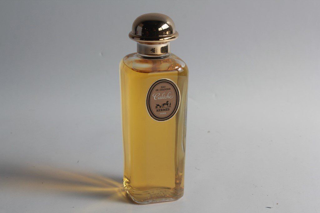 Hermès Profumi & Eau de Toilette: HERMES Eau de Cologne Calèche vintage – Usato da Vandoeuvres venduto da Dom-Tom