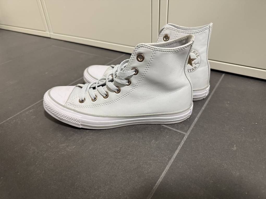 Converse Damenschuhe: Converse Chuck Taylor All Star High Leder Gr. 38 – Gebraucht aus Frutigen von sal_9lqd 2