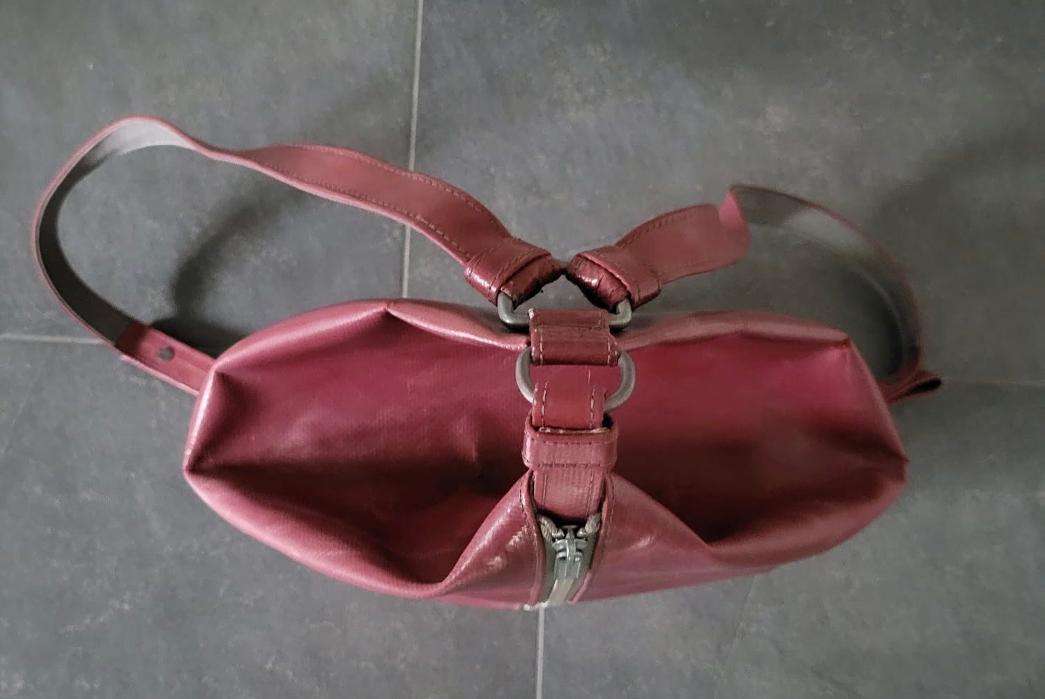 Freitag Zaini: Freitag Woolf R123 Backpack S/AUBERGINE MATT Reference-Linie – Usato da Winterthur venduto da LESA1015 5