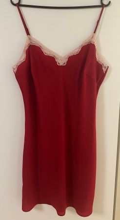 Passionata Nachthemd/ Neglige mit Spitzenbesatz Rot Gr. L