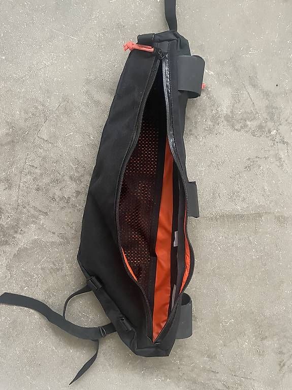Borse: Restrap Frame Bag large (4.5l) – Usato da Uetikon am See venduto da Johanna_A_N 3