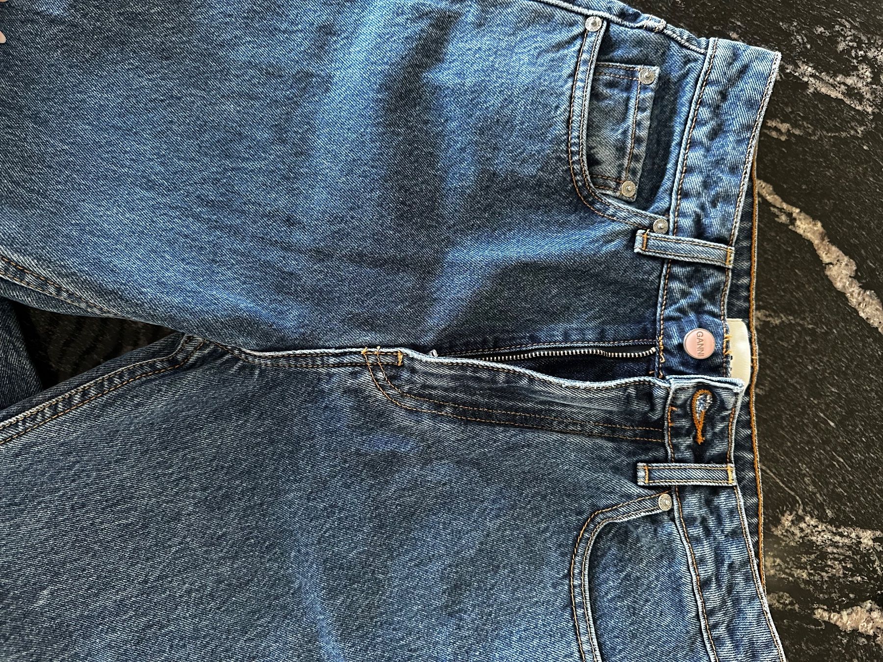 Jeans: Ganni Jeans Gr.S Neu – Nuovo (secondo la descrizione) da Kloten venduto da Fibbit 4